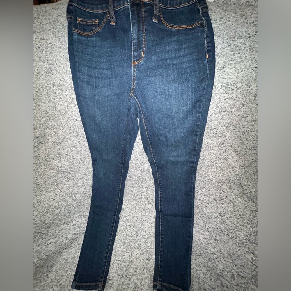 dark blue denim jeans